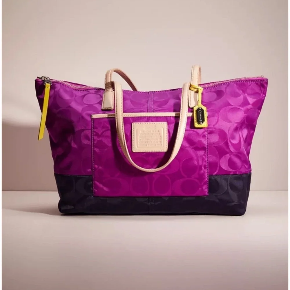 Coach legacy weekend east west‎ zip Tote Bag purse